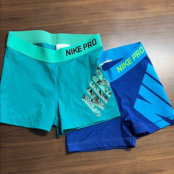 Nike Pro Shorts Set - Turquoise and Royal Blue - Picture 1 of 3
